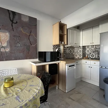 Bright 31m2 Flowered Terrace Near Croisette Κάννες