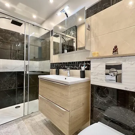 Διαμέρισμα Bright 31m2 Flowered Terrace Near Croisette *