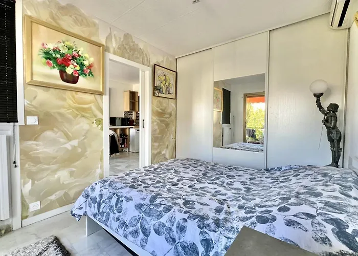 Bright 31m2 Flowered Terrace Near Croisette Appartement Cannes